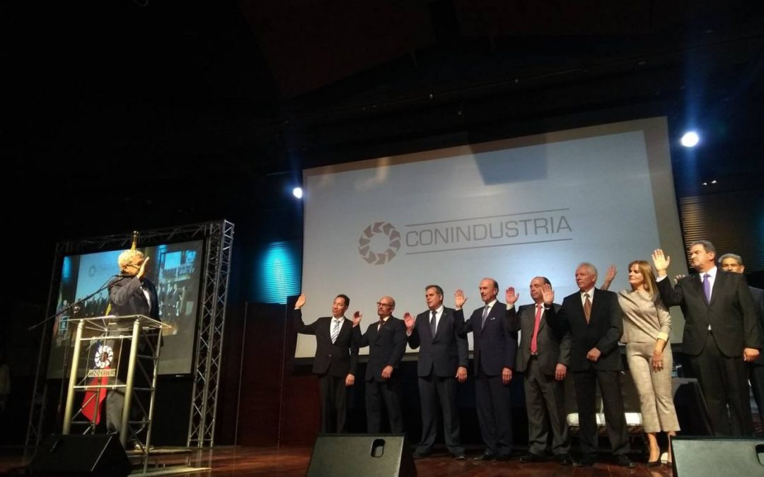 Adán Celis fue juramentado como el nuevo presidente de Conindustria