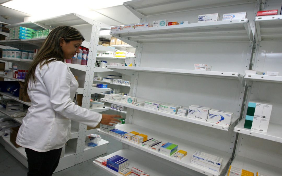 Estiman en 49,1 % la caída en producción de medicamentos